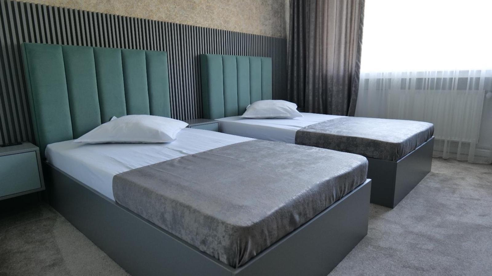 Hotel Parc Craiova Extérieur photo