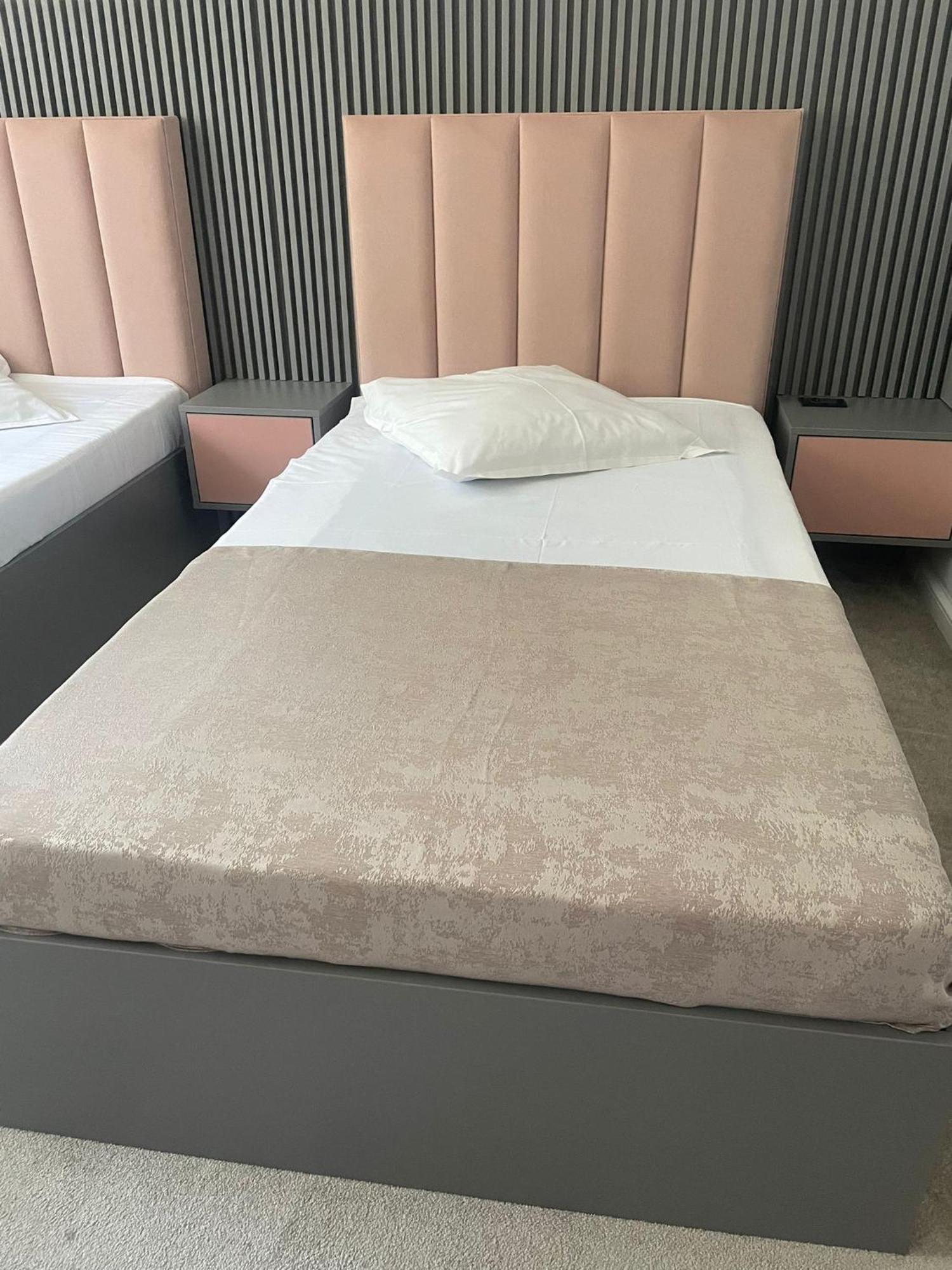 Hotel Parc Craiova Extérieur photo